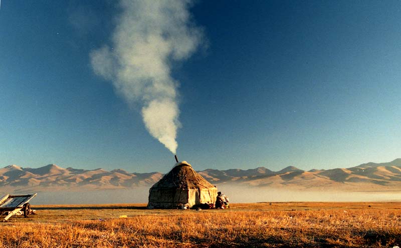 月中天——充满神秘与绝美的歌